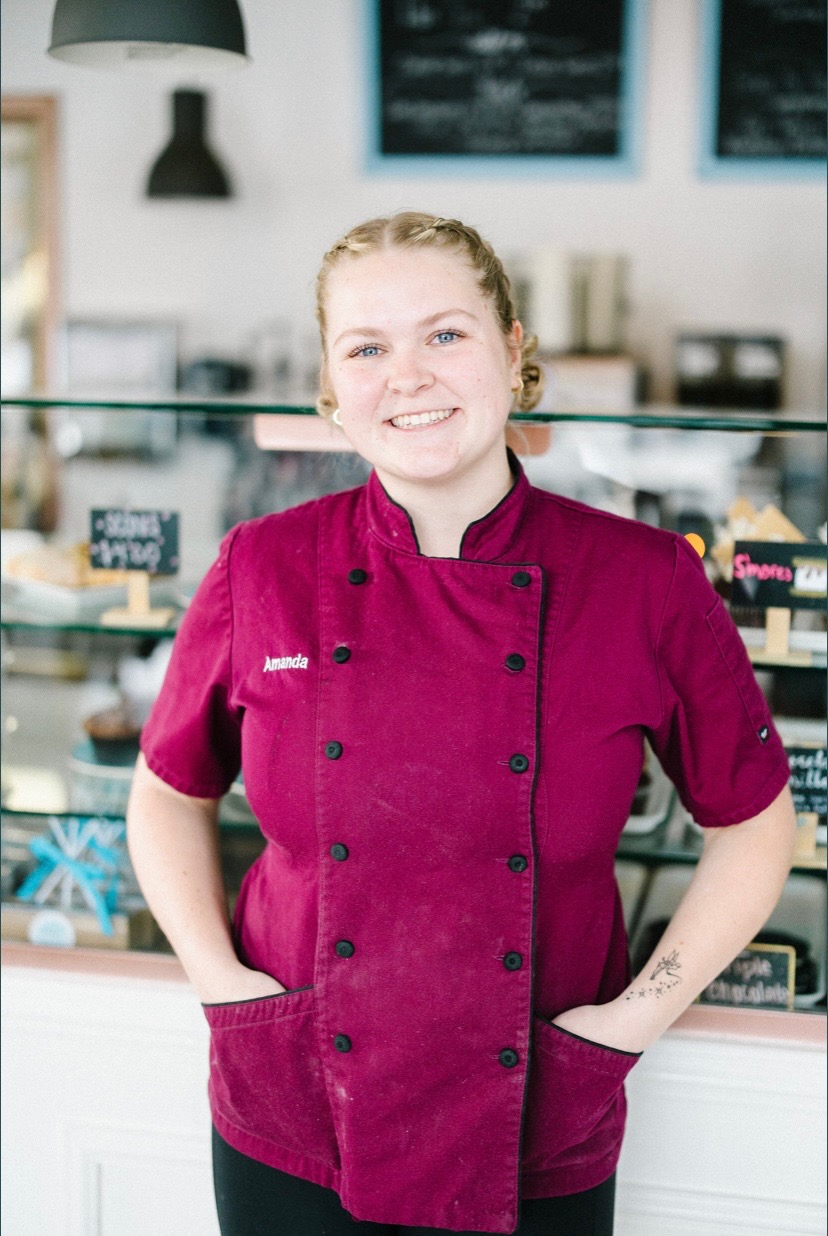Amanda, owner of Manda Made